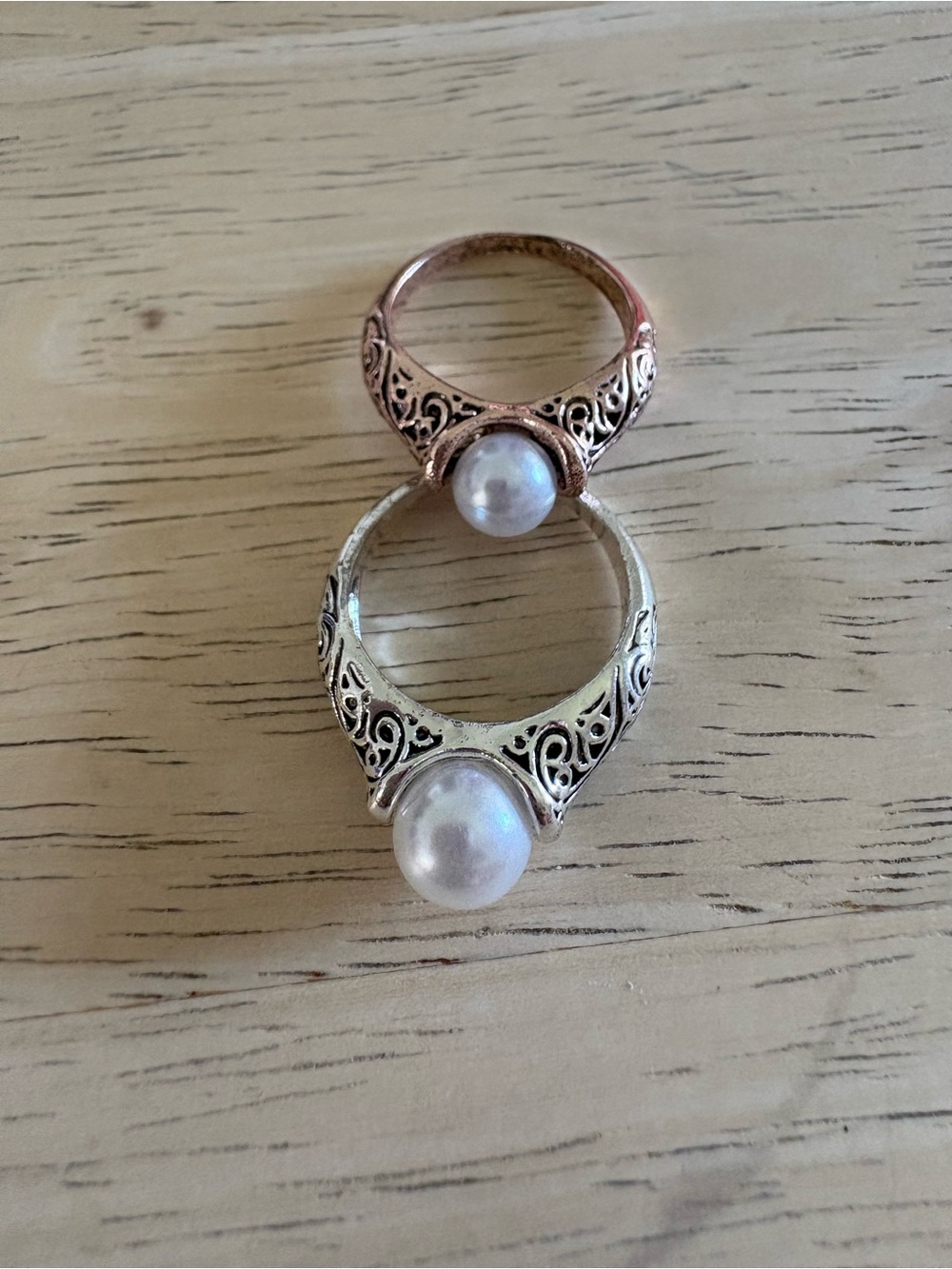 Filigree Pearl Statement Ring in White Pearl - Unbranded